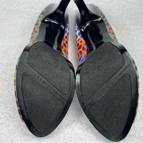 Nine West, peep toe, multi colored, animal print 4 inch heels - Picture 3 of 6